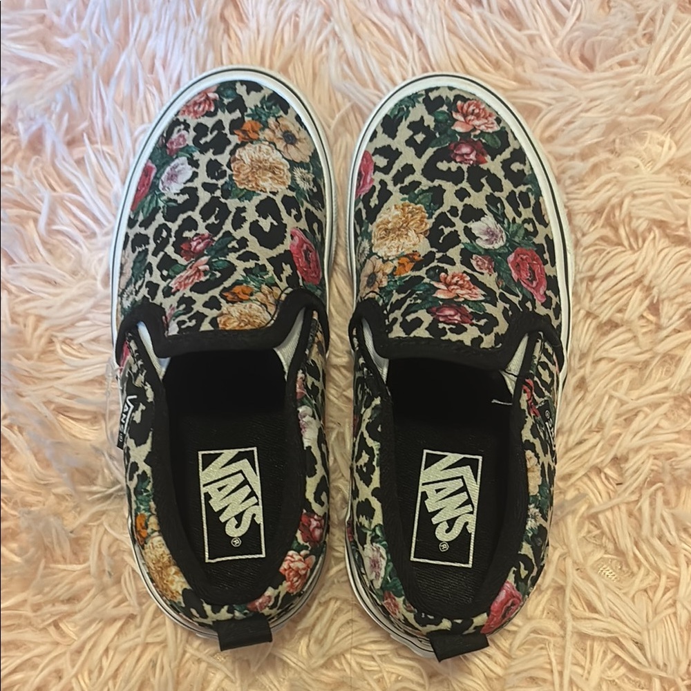 Vans Black and Green Sneakers Slip-On Casual